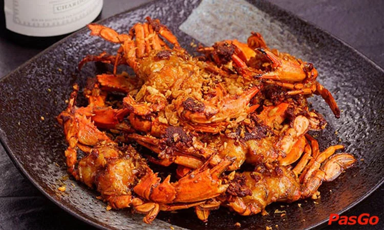 nha-hang-a-gia-quang-trung-slide-2