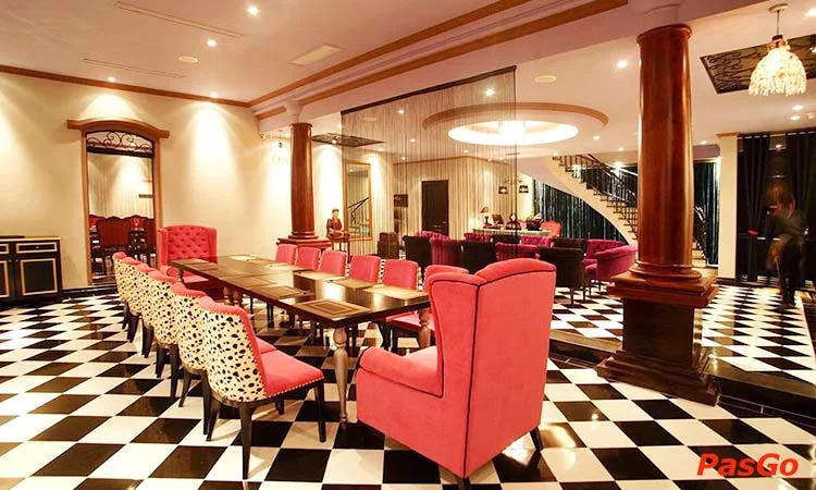 nha-hang-a-gia-quang-trung-slide-9