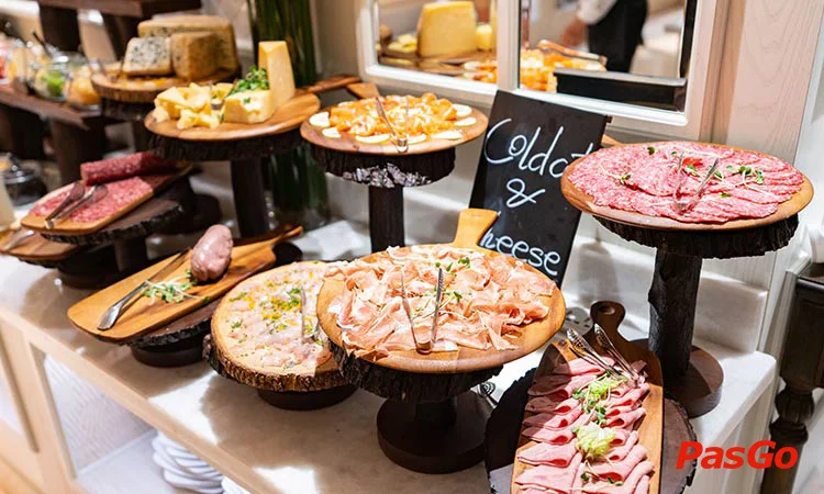 nha-hang-adran-tea-house-silverland-charner-hotel-quan-1-10