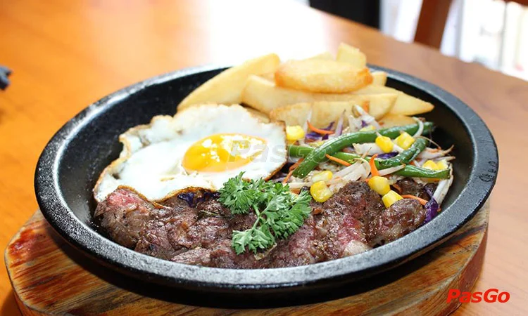 nha-hang-akabeko-japanese-hotpot-and-charcoal-grill-slide-6