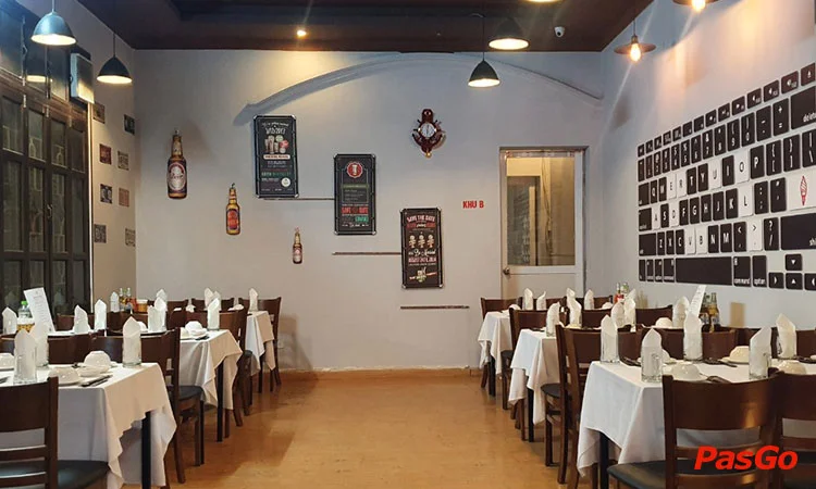 nha-hang-aki-restaurant-dong-quan-11