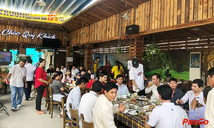 nha-hang-am-thuc-ca-mien-trung-2-quan-9-12