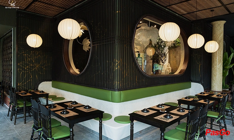 nha-hang-am-thuc-chay-tue-nguyen-binh-15