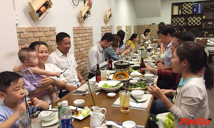 nha-hang-am-thuc-deli-chi-vuon-chuoi-10