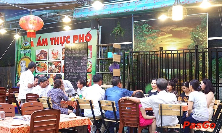 nha-hang-am-thuc-pho-labata-garden-xo-viet-nghe-tinh-11