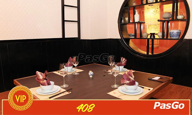 nha-hang-ao-ta-huynh-thuc-khang-slide-10