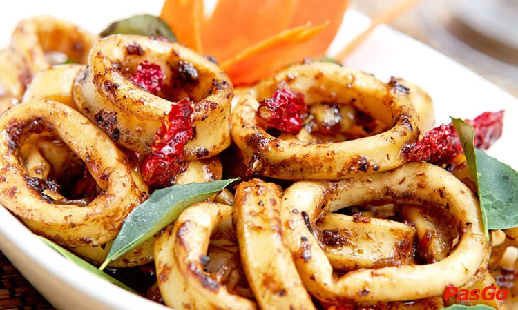 nha-hang-aura-bbq-dang-tat-2