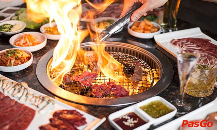 nha-hang-azat-bbq-xa-dan-1