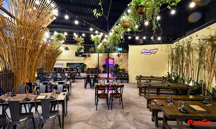 nha-hang-ba-gac-nuong-&-bia-truong-son-12