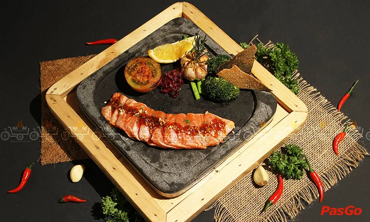 nha-hang-ba-gac-nuong-&-bia-ut-tich-5