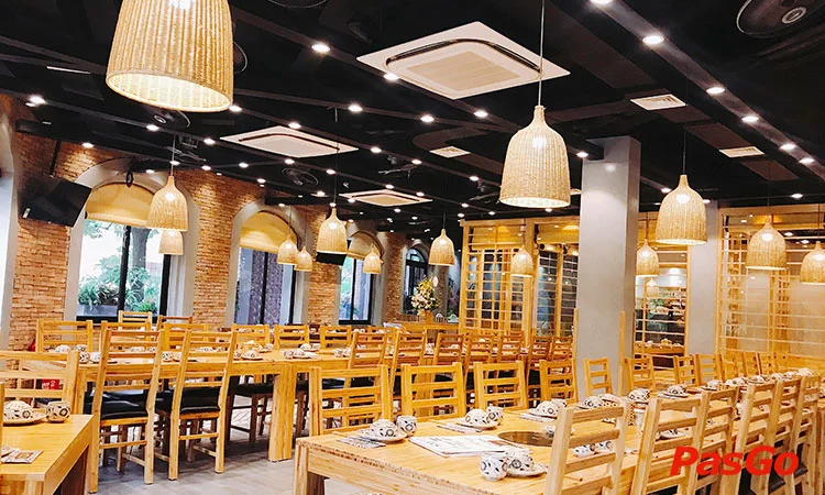 nha-hang-banh-trang-cuon-thit-heo-phu-cuong-vu-pham-ham-10