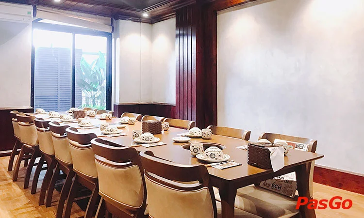 nha-hang-banh-trang-cuon-thit-heo-phu-cuong-vu-pham-ham-11