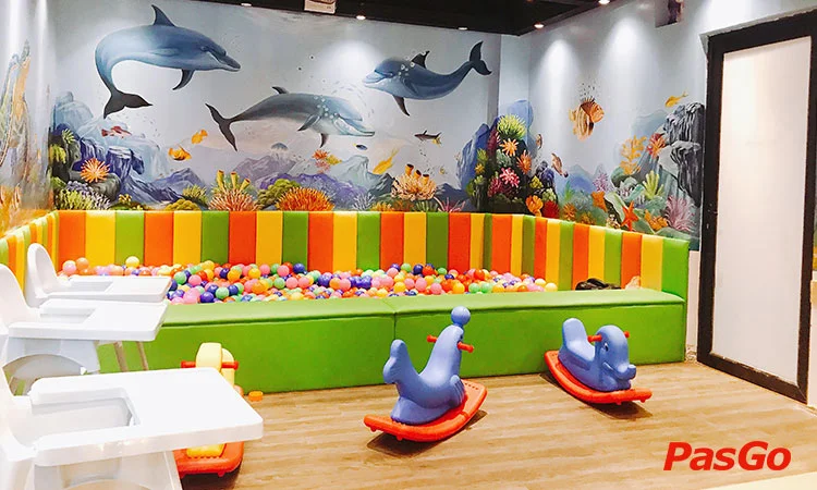 nha-hang-banh-trang-cuon-thit-heo-phu-cuong-vu-pham-ham-12