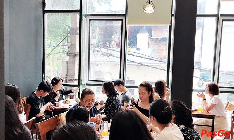 nha-hang-bay-chicken-hang-bun-12