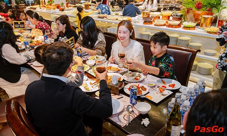 Nhà hàng Bay Seafood Buffet Cát Linh Chuyên Buffet Hải Sản tự chọn 11