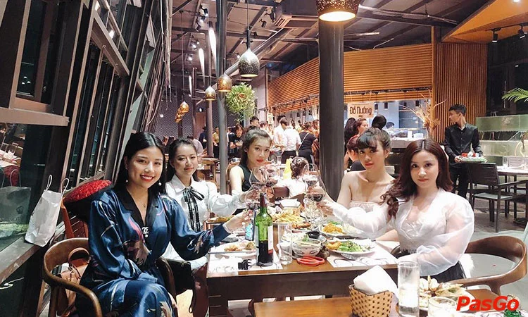 nha-hang-bay-seafood-buffet-ho-tay-9