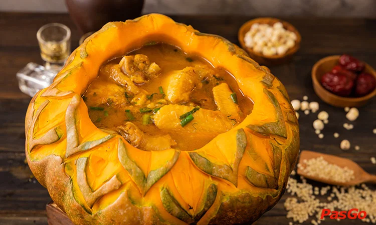 nha-hang-bep-cua-83-tue-tinh-4