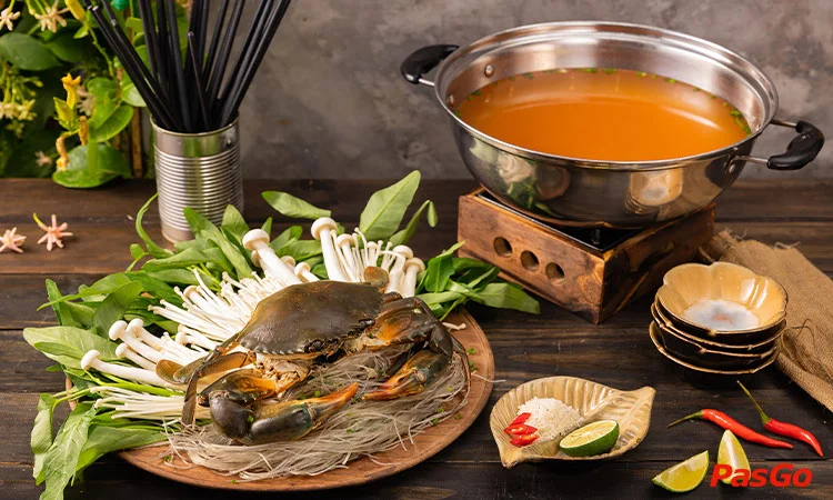 nha-hang-bep-cua-83-tue-tinh-7