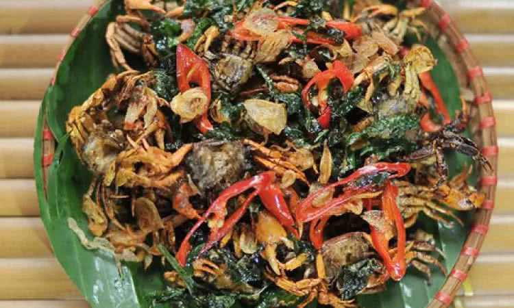 nha-hang-bep-muong-nguyen-cong-hoan-slide-4