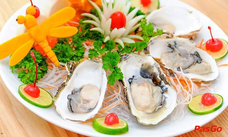 nha-hang-bep-que-duong-30-thang-4-11