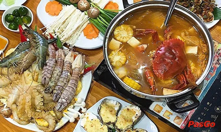 nha-hang-bep-que-duong-30-thang-4-4