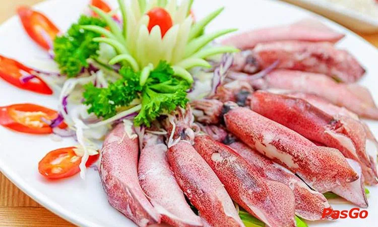 nha-hang-bep-que-duong-30-thang-4-6