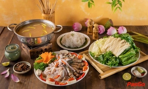 Nhà hàng Bếp Tùng Thái Thịnh biệt thư sân vườn món việt 11