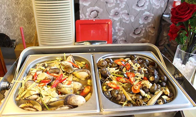 nha-hang-bien-dong-6-slide-2