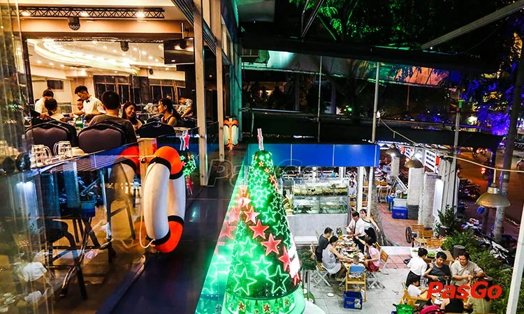 nha-hang-hai-san-bien-dong-8-pho-quang-slide-12