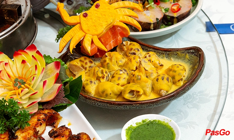 nha-hang-bien-duong-cach-mang-thag-8-10