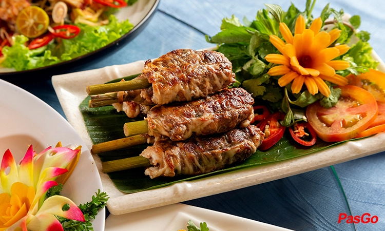 nha-hang-bien-duong-cach-mang-thag-8-8