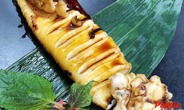 nha-hang-bishin-lau-ga-thien-nhien-collagen-le-thanh-ton-5