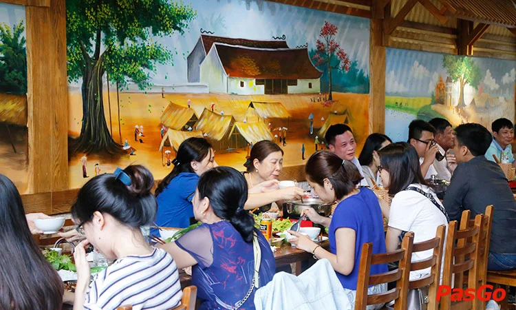 quan-moc-hoang-quoc-viet-slide-10