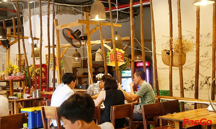 quan-moc-hoang-quoc-viet-slide-12