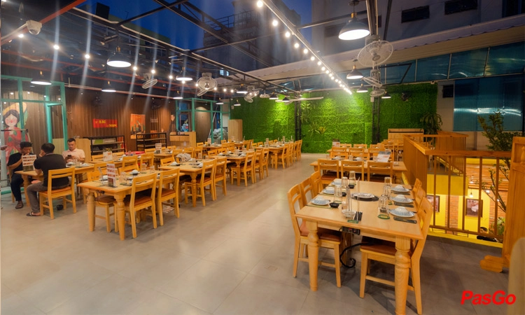 Nhà hàng Bò Tơ Quán Mộc Nguyễn Thị Minh Khai 11