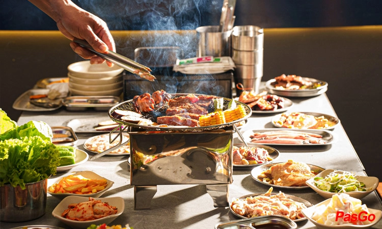 Nha-hang-bo-vui-pham-ngoc-thach-11