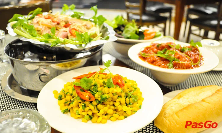 nha-hang-bo-zallo-le-thanh-phuong-1