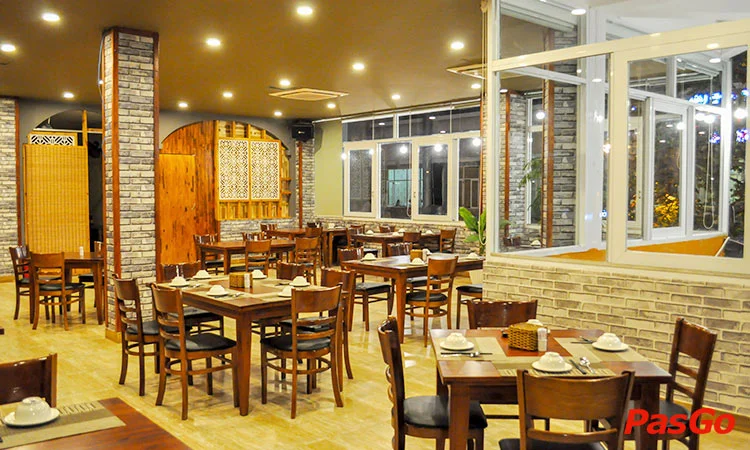 nha-hang-bo-zallo-le-thanh-phuong-12