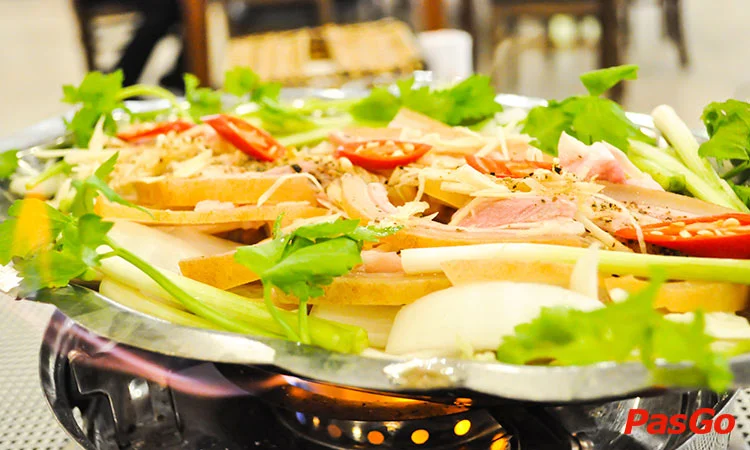 nha-hang-bo-zallo-le-thanh-phuong-3