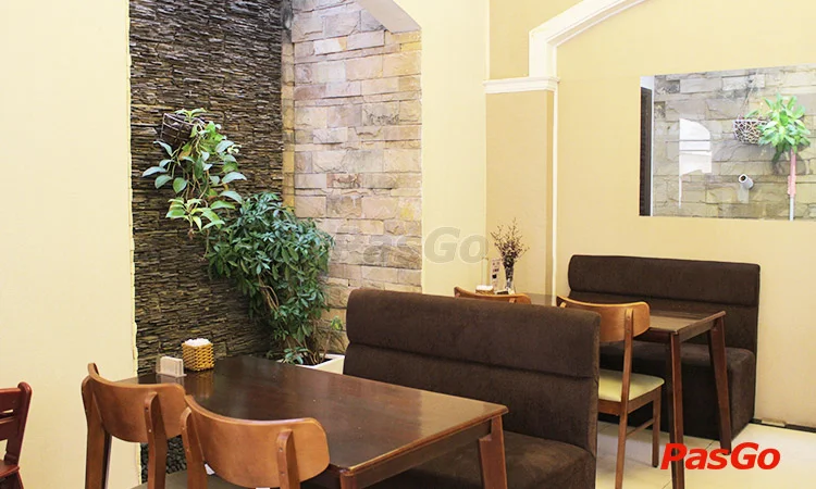 nha-hang-bonjour-resto-hoa-mai-slide-11