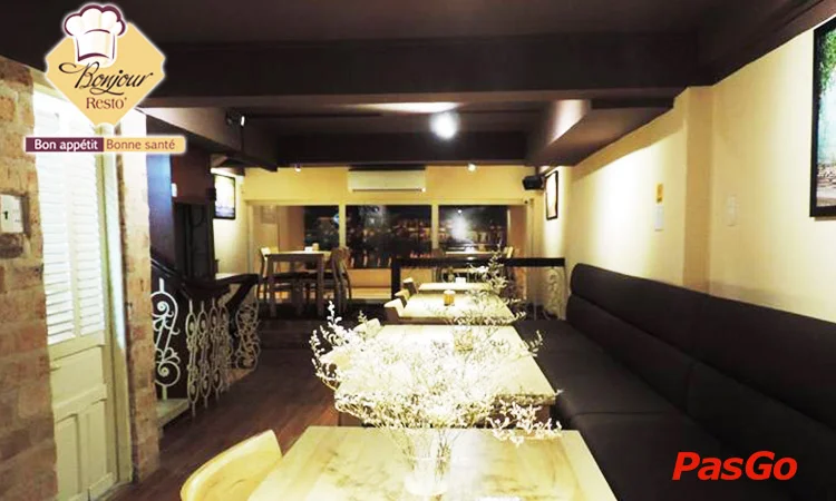 nha-hang-bonjour-resto-nguyen-tri-phuong-slide-9