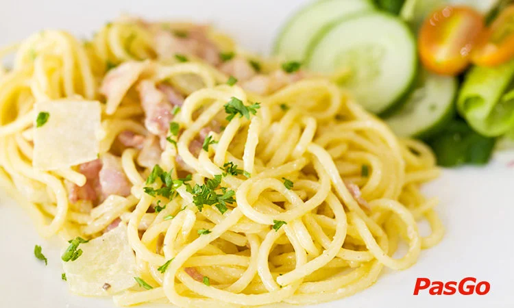 nha-hang-bonjour-resto-su-van-hanh-8