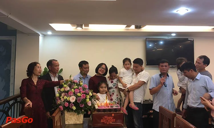 nha-hang-boong-thuyen-xuan-la-10