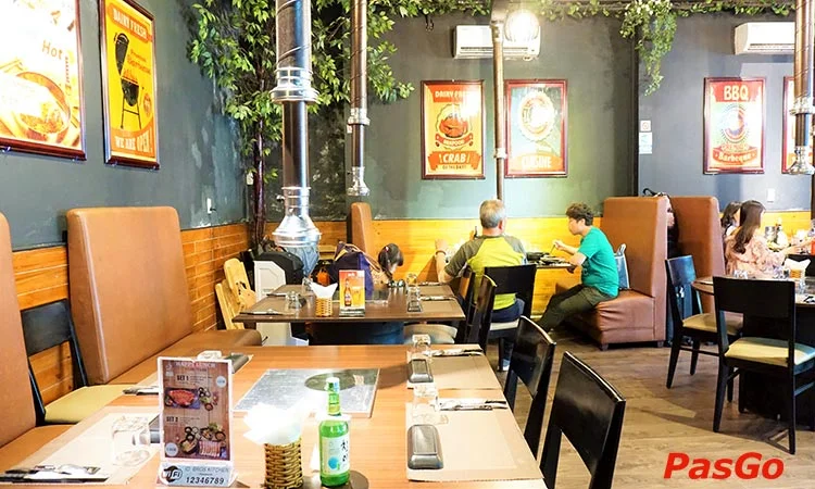 nha-hang-bros-kitchen-BBQ-beer-hai-chau-da-nang-slide-1 (10)