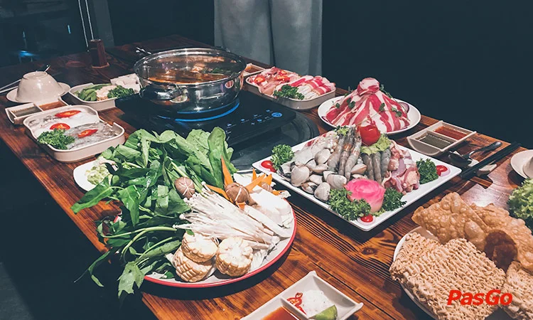 nha-hang-buffet-bbq-hotpot-hongkong-new-cau-giay-2