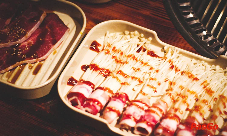 nha-hang-buffet-bbq-hotpot-hongkong-new-cau-giay-4