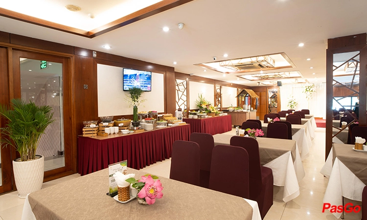 nha-hang-buffet-chay-khach-san-vien-dong-16