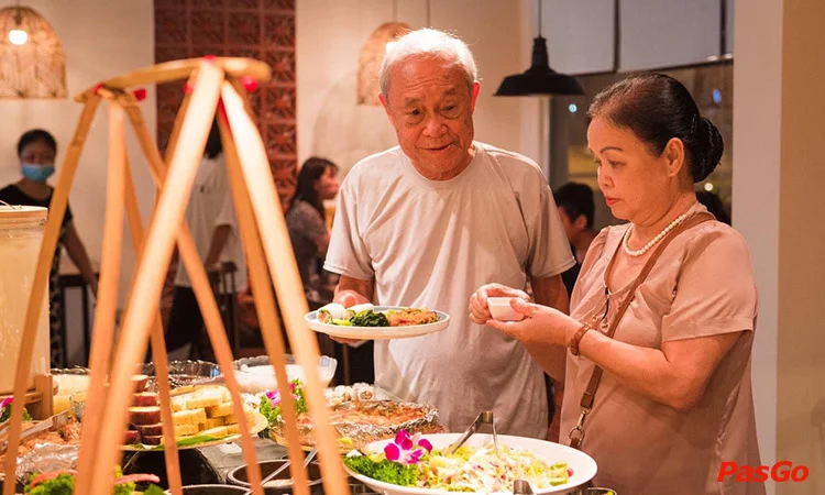 nha-hang-buffet-chay-love-vegan-dao-tan-12