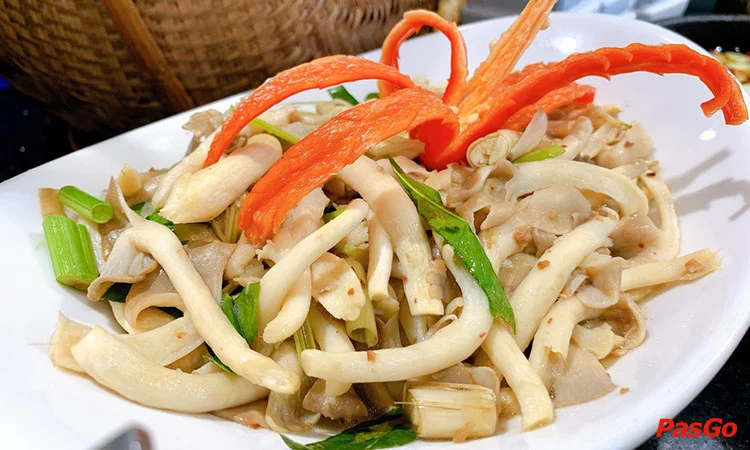 nha-hang-buffet-chay-love-vegan-dao-tan-4