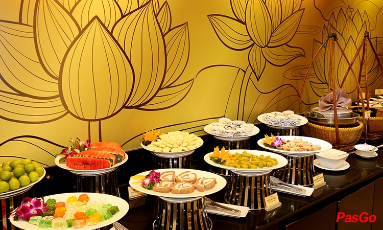 nha-hang-buffet-ganh-khach-san-bong-sen-14